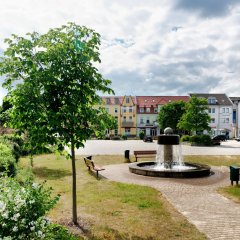 Marktplatz mit Brunnen Marktplatz mit Brunnen