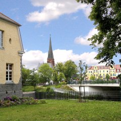 Ueckerbrücke und Christuskirche Ueckerbrücke und Christuskirche