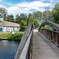 Bootshaus mit Pfarreibrücke Bootshaus mit Pfarreibrücke